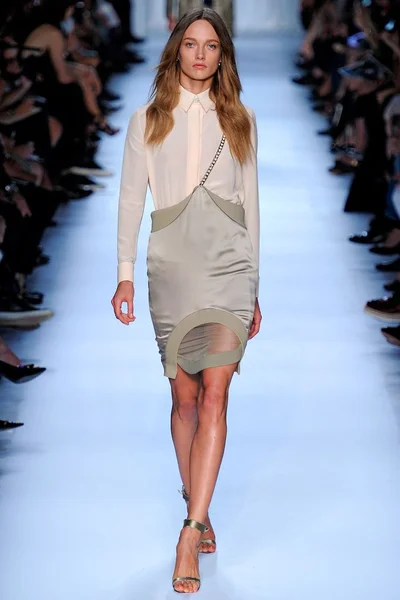 Look 36